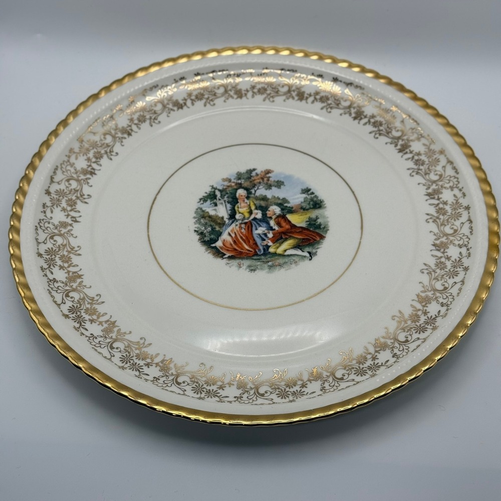 Vintage Atlas China 22kt Gold Courting Couple Fragonard Decorative Plate 10.75in